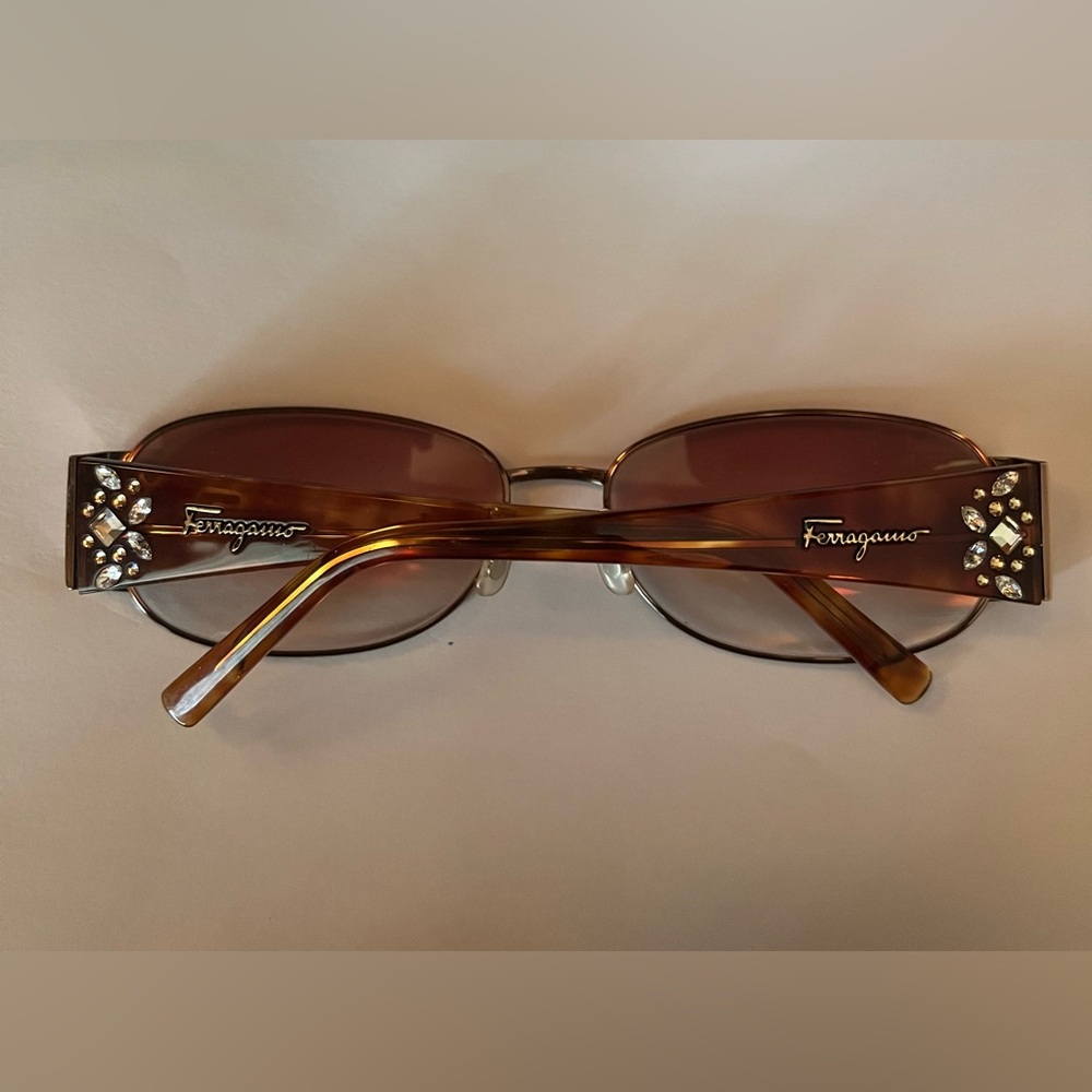 Salvatore Ferragamo sun glasses